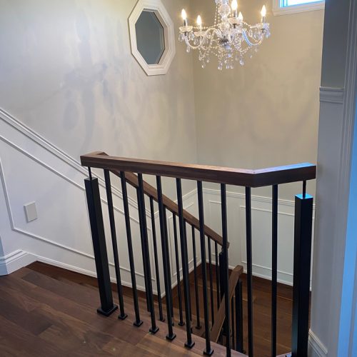 installation-escalier-rampe-bois-et-metal
